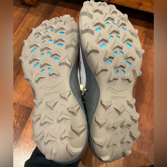 Saucony Men’s Endorphin Rift Trail Running Hiking Shoe - Size 9 - Fog Bronze - Picture 6 of 9